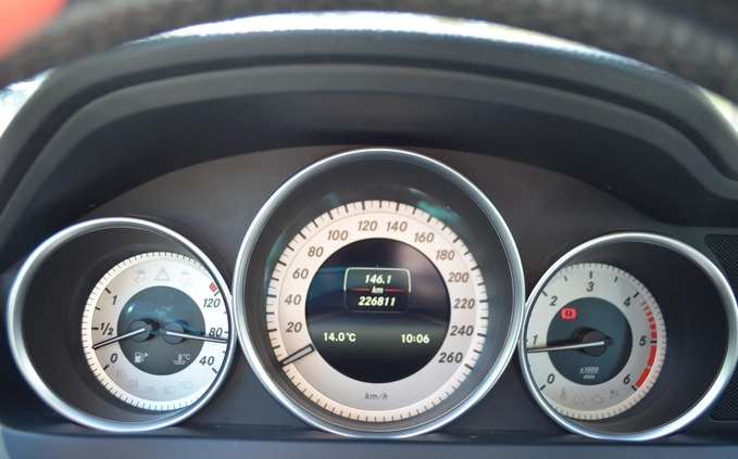 Mercedes-Benz Klasa C cena 48500 przebieg: 226800, rok produkcji 2014 z Strzegom małe 352